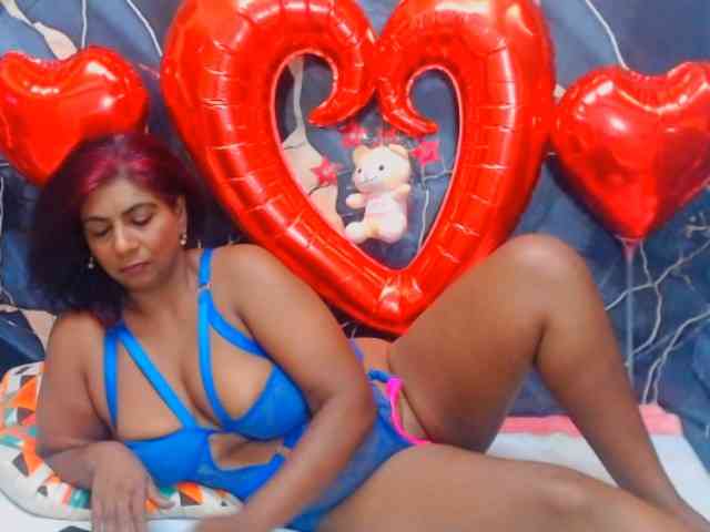 indianerotica69 webcam