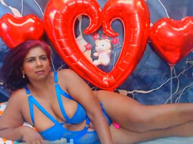 indianerotica69 webcam