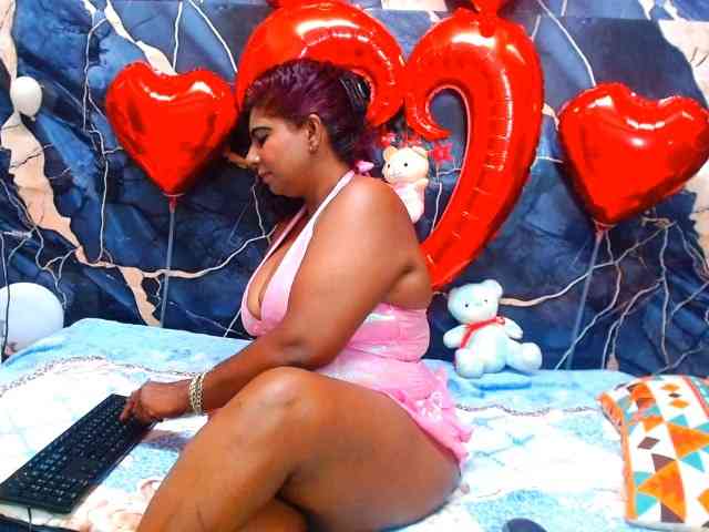 indianerotica69 Live Webcam on BongaCams