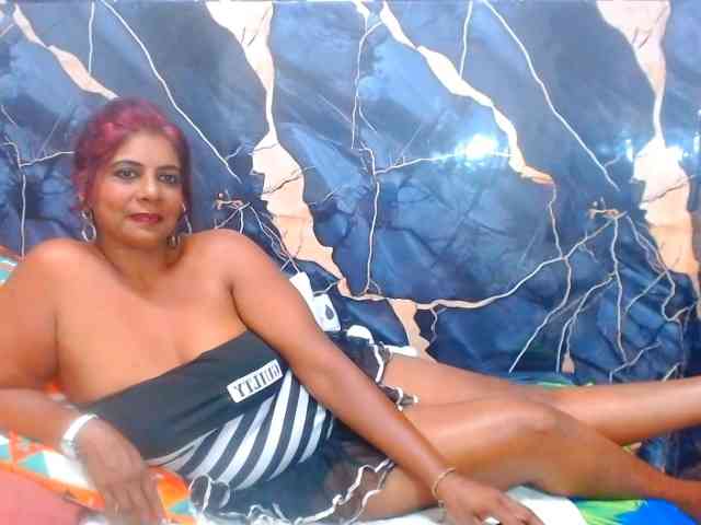 indianerotica69 webcam