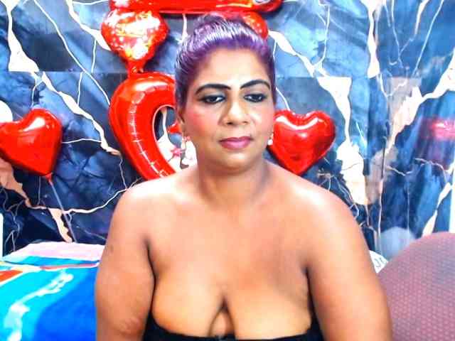 indianerotica69 webcam
