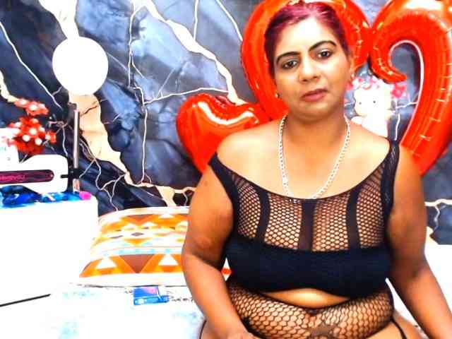 indianerotica69 webcam