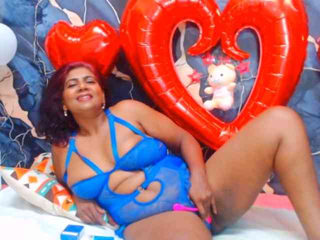 indianerotica69 webcam