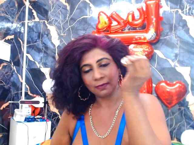 indianerotica69 webcam