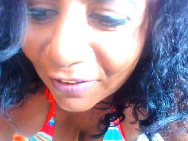 indianerotica69 Live Webcam on BongaCams