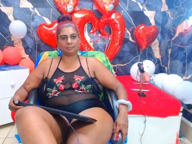 indianerotica69 webcam