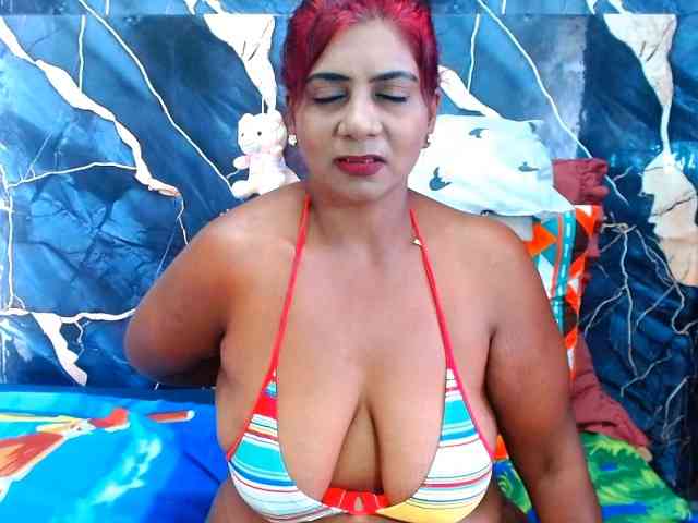 indianerotica69 webcam