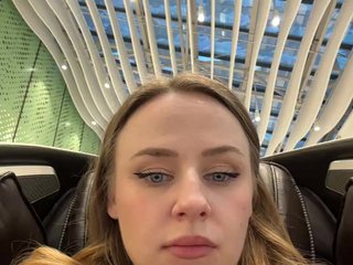 -Angel-Ali- Porn Show