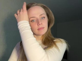 -Angel-Ali- Porn Show