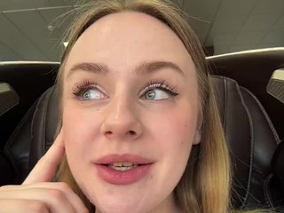 -Angel-Ali- Porn Show