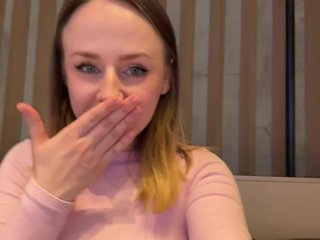 -Angel-Ali- Porn Show