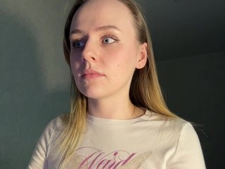 -Angel-Ali- Porn Show