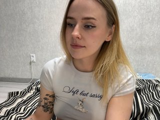 -Angel-Ali- Porn Show