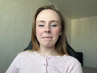 -Angel-Ali- Porn Show