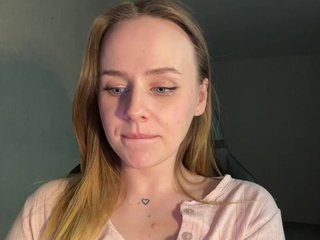 -Angel-Ali- Porn Show