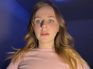 -Angel-Ali- Porn Show
