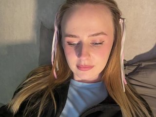 -Angel-Ali- Porn Show