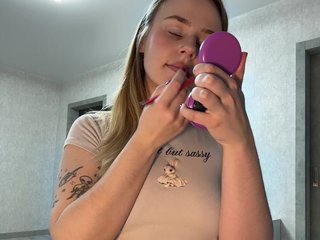 -Angel-Ali- Porn Show