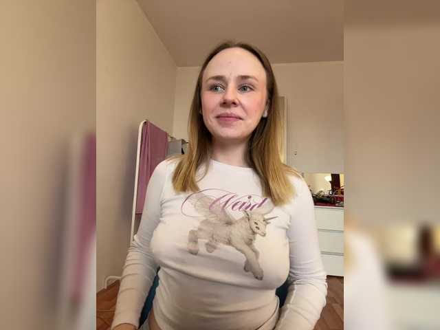 elegantbabe's BongaCams show and profile