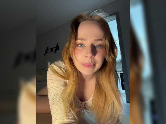 elegantbabe's BongaCams show and profile