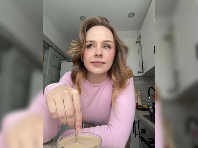 elegantbabe's BongaCams show and profile