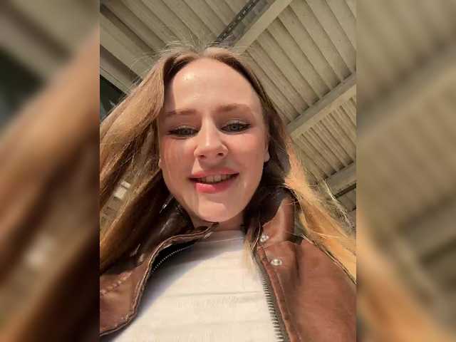 elegantbabe's BongaCams profile