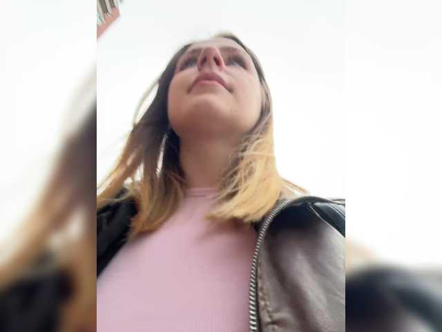 elegantbabe's BongaCams profile