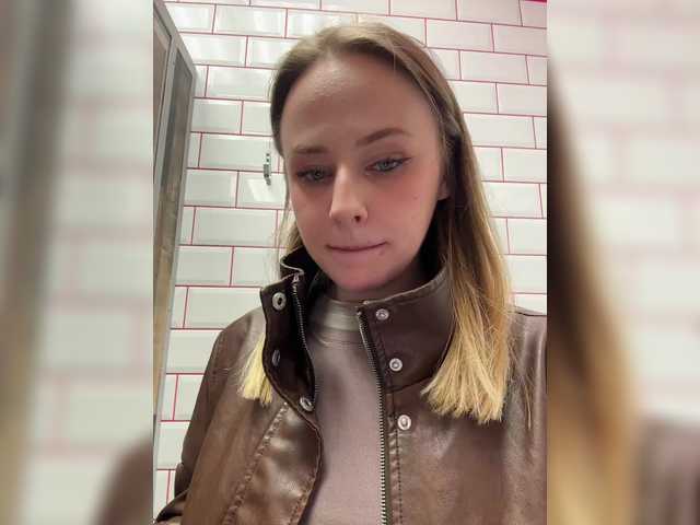 elegantbabe's BongaCams profile