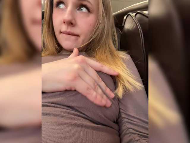 elegantbabe's BongaCams profile