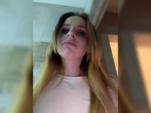 elegantbabe from BongaCams is Freechat