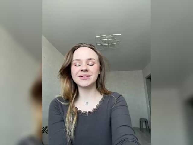 elegantbabe's BongaCams show and profile