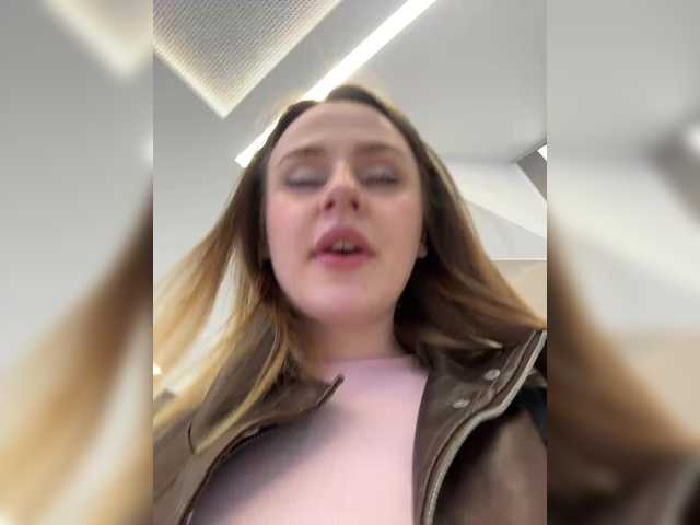 elegantbabe's BongaCams profile