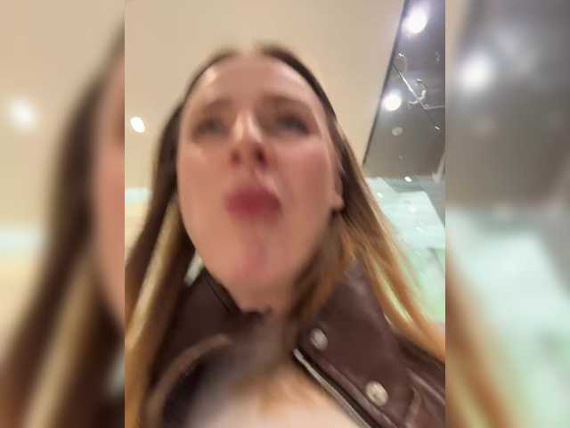 elegantbabe's BongaCams profile