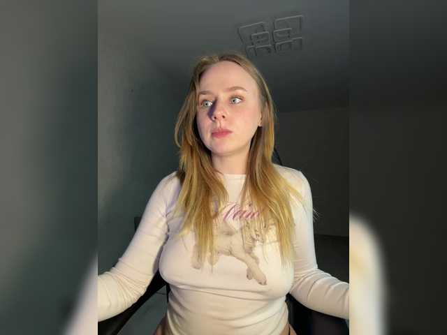 elegantbabe from BongaCams is Freechat