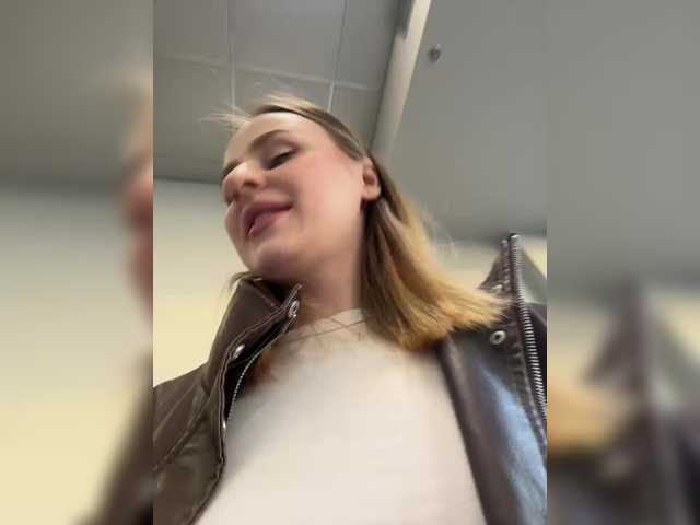 elegantbabe's BongaCams profile