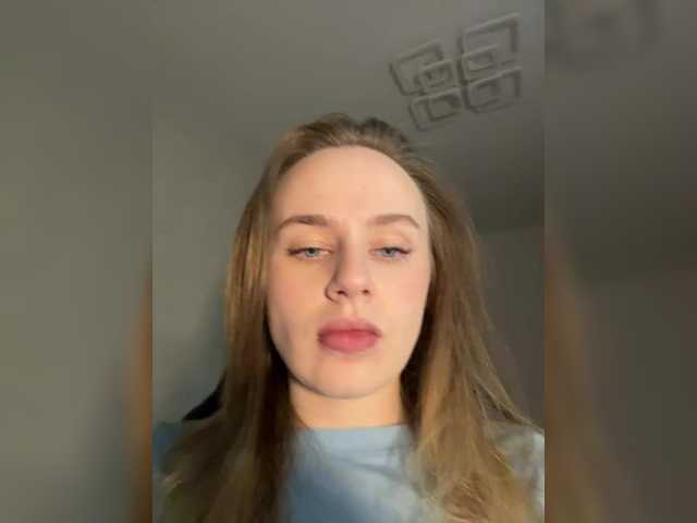 elegantbabe's BongaCams show and profile