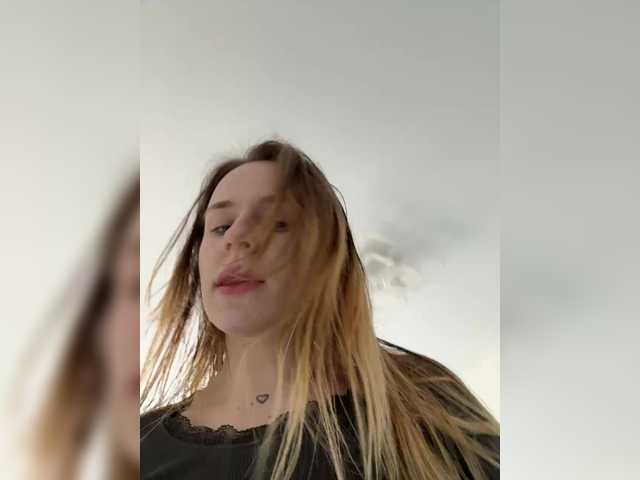 elegantbabe's BongaCams show and profile