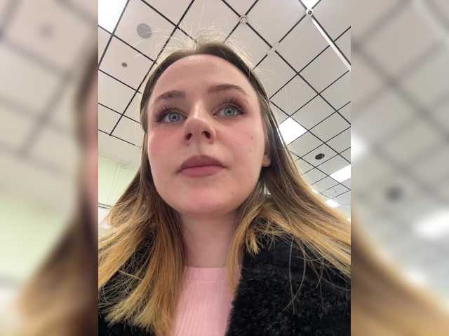 elegantbabe's BongaCams profile