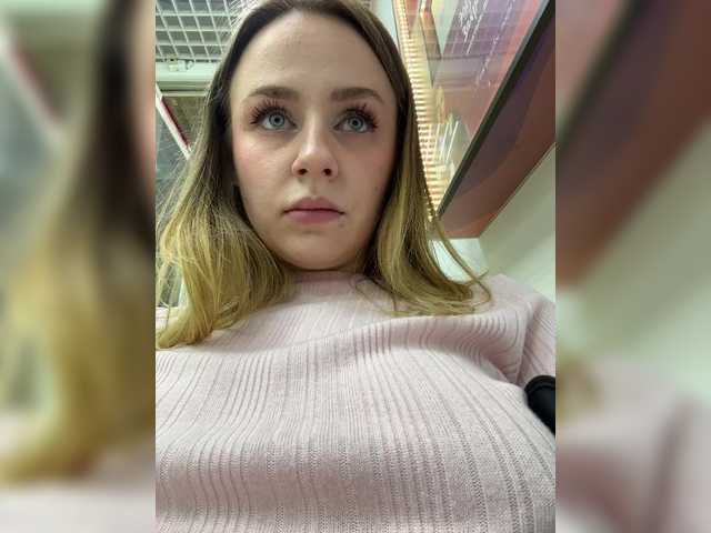 elegantbabe's BongaCams profile