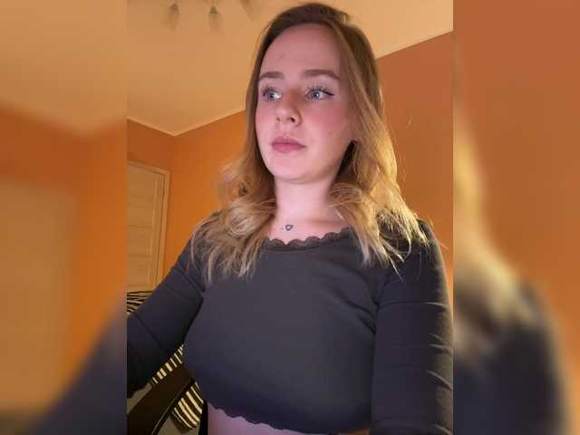 -Angel-Ali- webcam