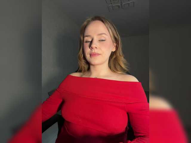 elegantbabe's BongaCams show and profile