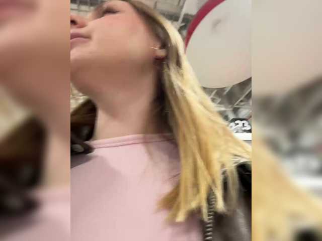 elegantbabe's BongaCams profile