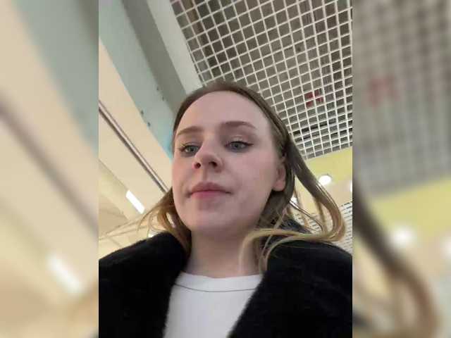 elegantbabe's BongaCams show and profile