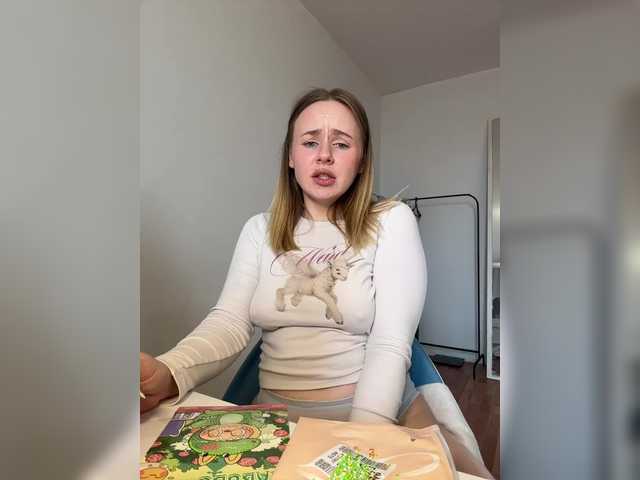 elegantbabe's BongaCams show and profile