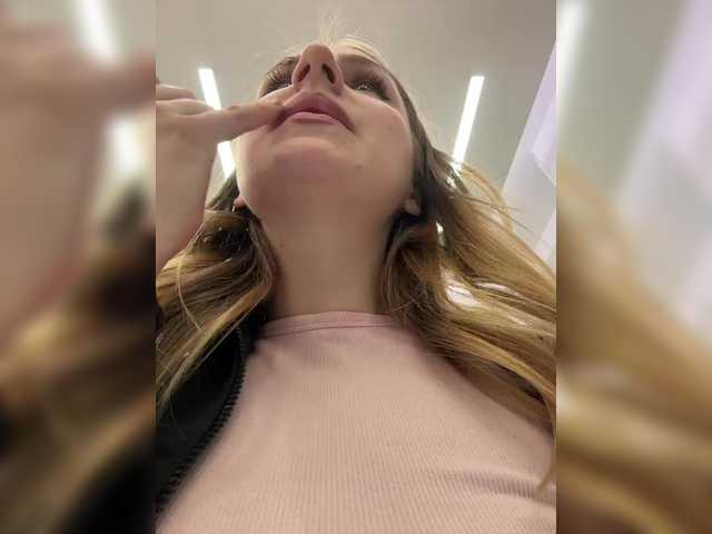 elegantbabe's BongaCams profile