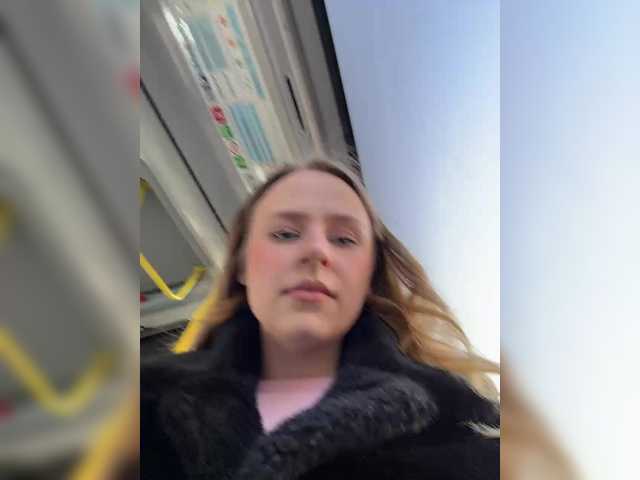 elegantbabe's BongaCams show and profile