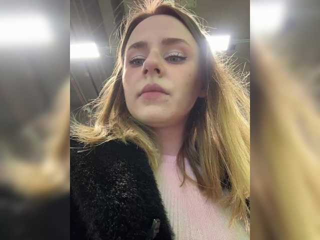 elegantbabe's BongaCams show and profile