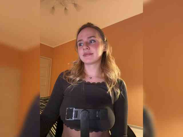 -Angel-Ali- webcam