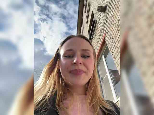 voyeur house Elegantbabe