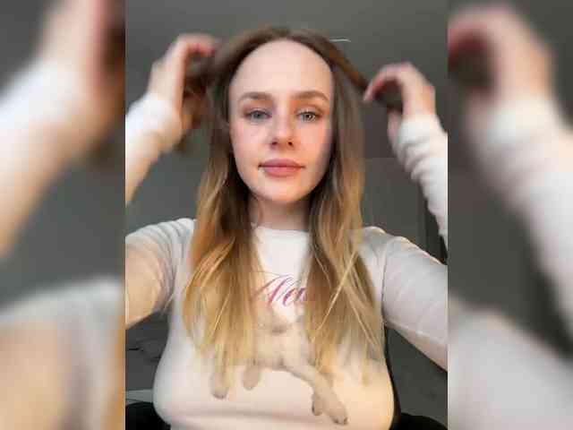 elegantbabe Live Webcam on BongaCams